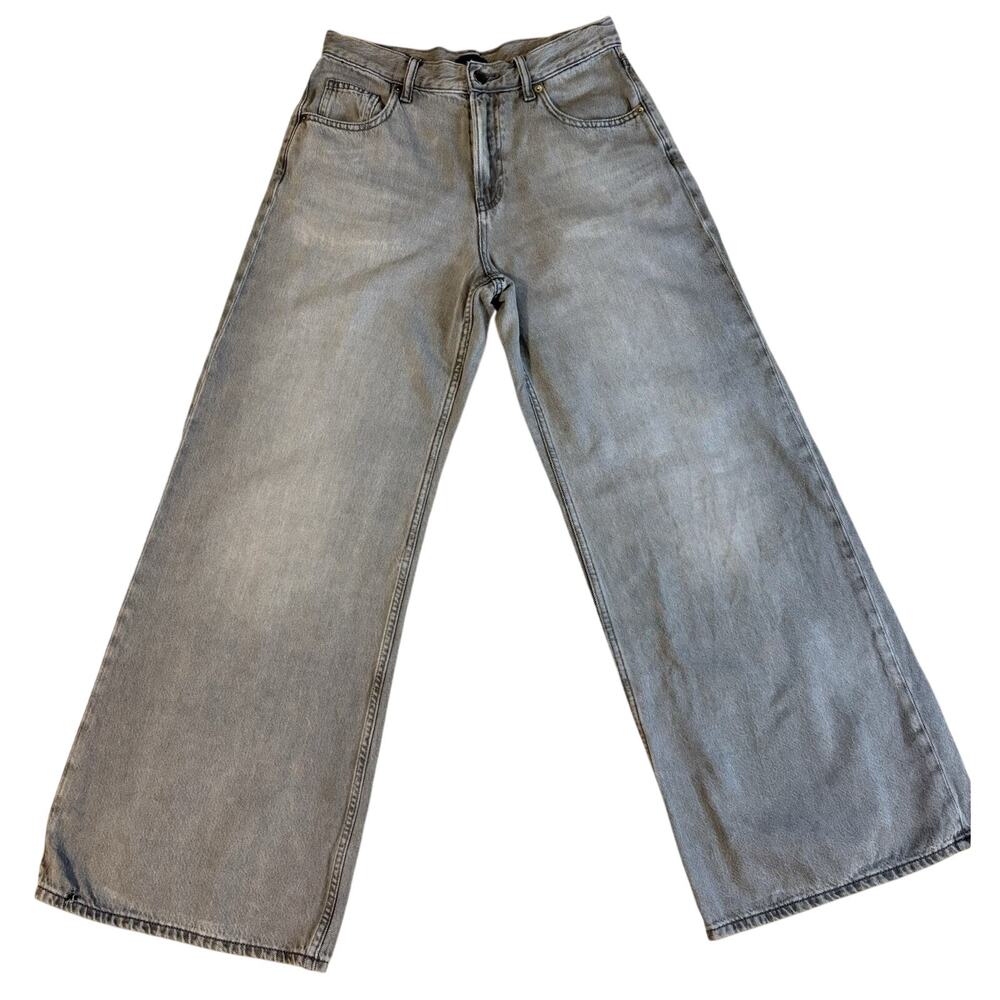 Uniqlo Wide Leg High Waist Jeans Women's Sz 26 Grey Normcore School Casual